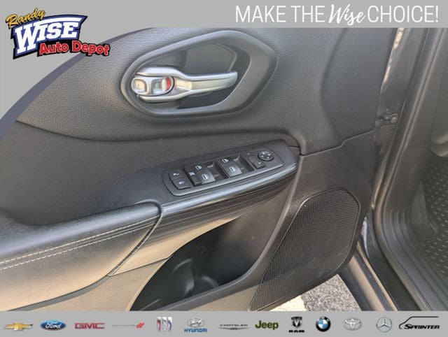 2015 Jeep Cherokee Sport