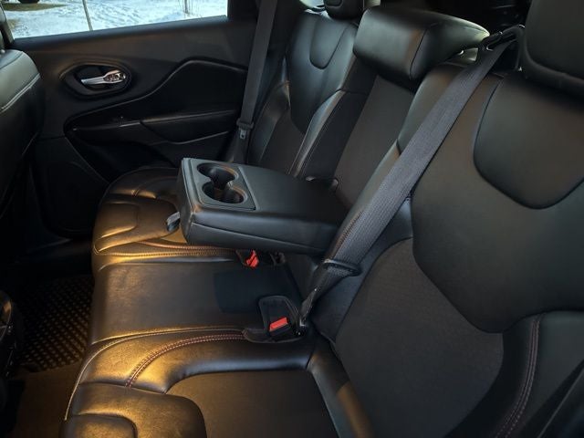 2020 Jeep Cherokee Trailhawk