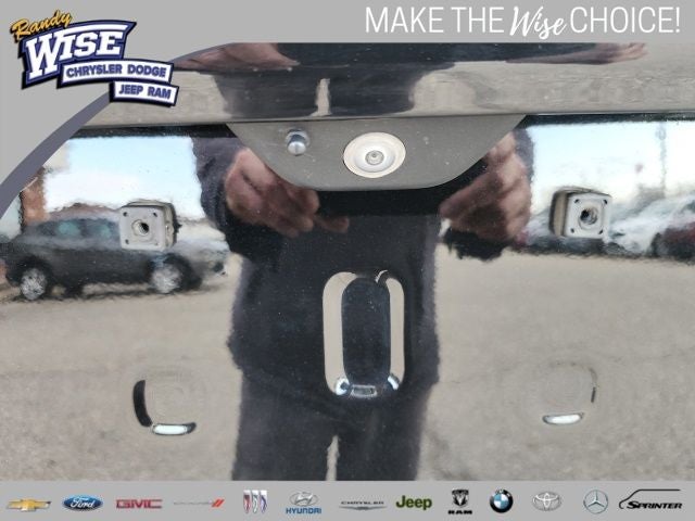 2022 Jeep Grand Cherokee Summit