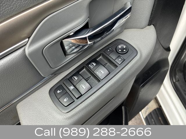2018 RAM 1500 SLT