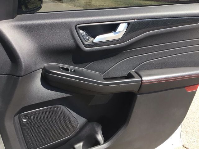 2024 Ford Escape Hybrid ST-Line