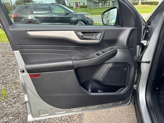 2022 Ford Escape S