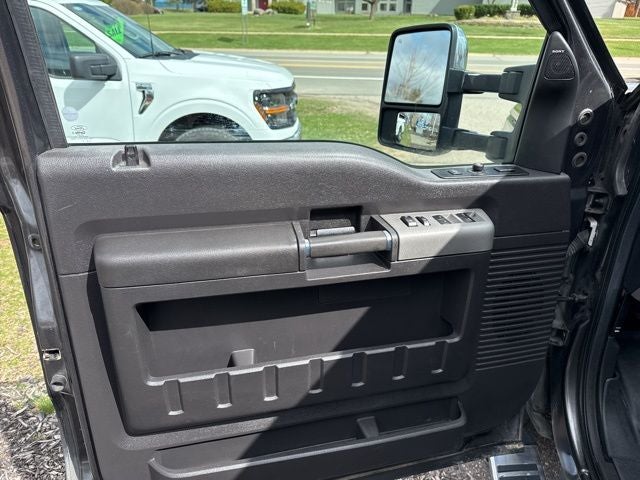 2016 Ford F-350SD Lariat