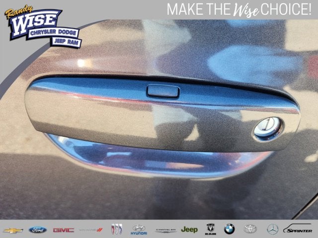 2017 Dodge Charger SXT