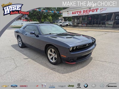 2015 Dodge Challenger SXT