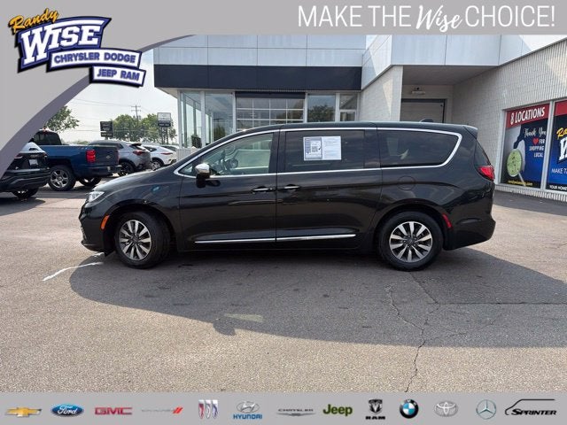 2023 Chrysler Pacifica Hybrid Limited