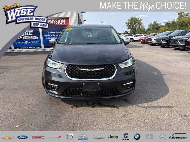 2023 Chrysler Pacifica Hybrid Limited