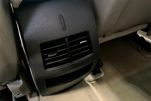 2013 Lincoln MKX Base