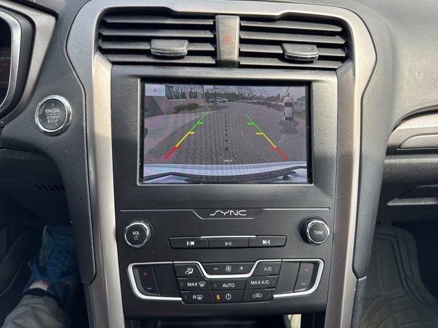 2020 Ford Fusion SE