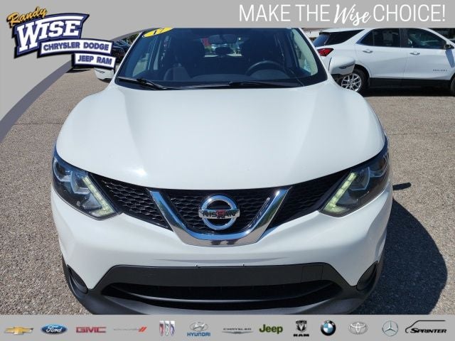 2017 Nissan Rogue Sport SV