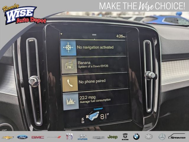 2021 Volvo XC40 Momentum