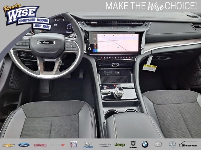 2026 Jeep Grand Cherokee GRAND CHEROKEE LAREDO ALTITUDE 4X4