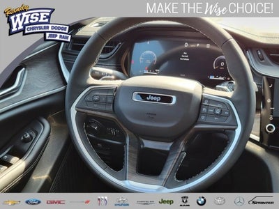 2026 Jeep Grand Cherokee GRAND CHEROKEE L LAREDO ALTITUDE 4X4