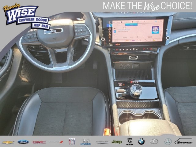 2026 Jeep Grand Cherokee GRAND CHEROKEE L LAREDO ALTITUDE 4X4