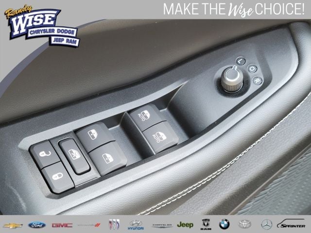 2026 Jeep Grand Cherokee GRAND CHEROKEE L LAREDO ALTITUDE 4X4
