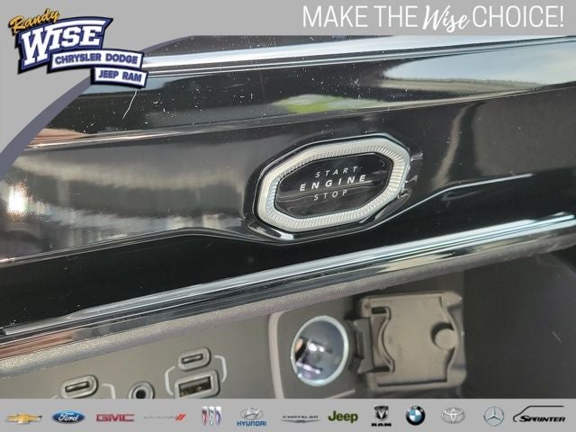 2026 Jeep Grand Cherokee GRAND CHEROKEE L LAREDO ALTITUDE 4X4