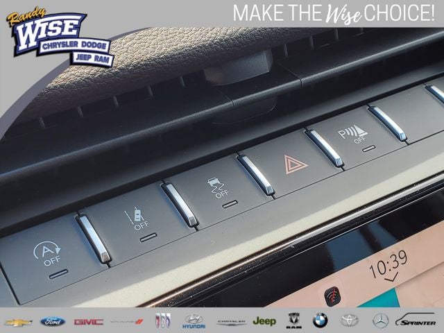 2026 Jeep Grand Cherokee GRAND CHEROKEE L LAREDO ALTITUDE 4X4