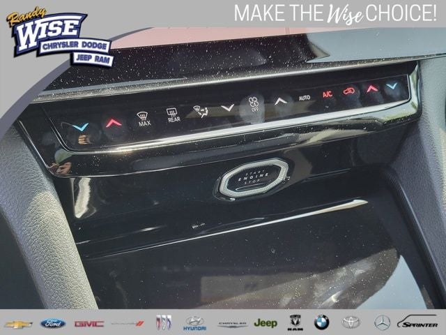 2026 Jeep Grand Cherokee GRAND CHEROKEE L LAREDO ALTITUDE 4X4