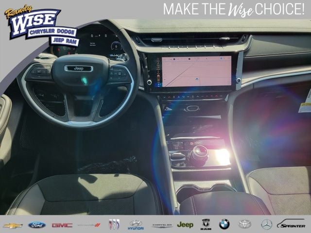 2026 Jeep Grand Cherokee GRAND CHEROKEE L LAREDO ALTITUDE 4X4