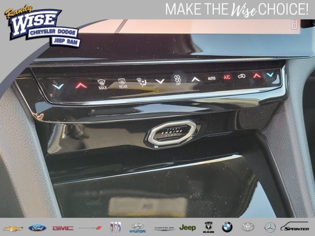 2026 Jeep Grand Cherokee GRAND CHEROKEE L LAREDO ALTITUDE 4X4