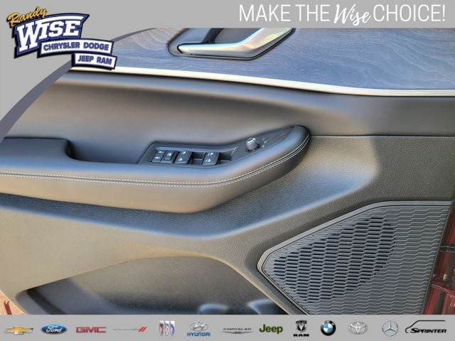 2026 Jeep Grand Cherokee GRAND CHEROKEE L LAREDO ALTITUDE 4X4