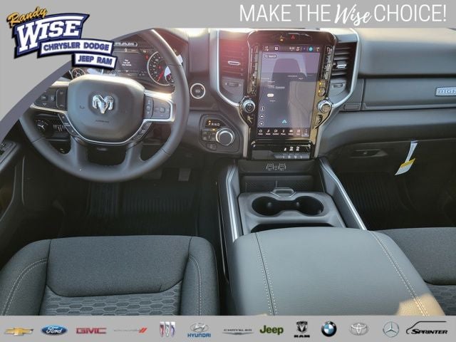 2026 RAM 1500 RAM 1500 BIG HORN CREW CAB 4X4 5'7' BOX