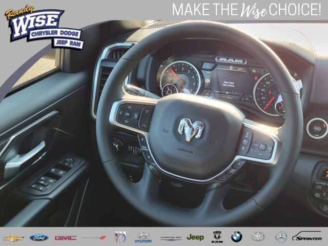2026 RAM 1500 RAM 1500 BIG HORN CREW CAB 4X4 5'7' BOX