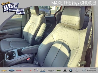 2026 Chrysler Pacifica PACIFICA SELECT