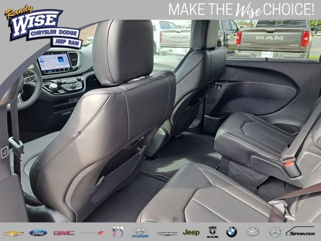 2026 Chrysler Pacifica PACIFICA SELECT