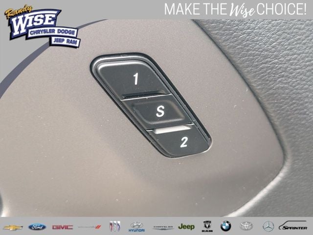 2027 Chrysler Pacifica PACIFICA SELECT