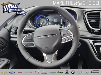 2027 Chrysler Pacifica PACIFICA SELECT