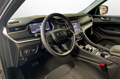 2025 Jeep Grand Cherokee GRAND CHEROKEE L LAREDO X 4X4