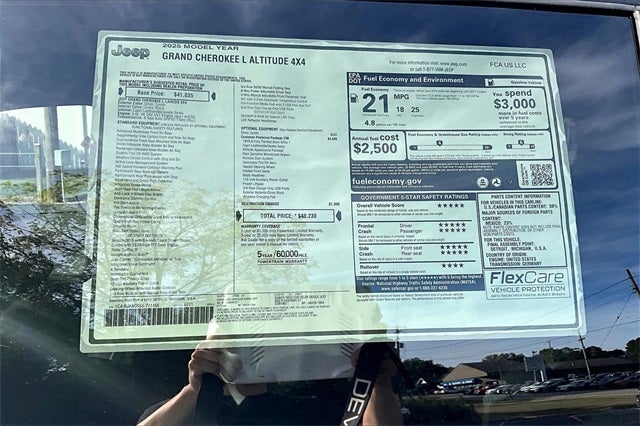 2025 Jeep Grand Cherokee GRAND CHEROKEE L ALTITUDE 4X4