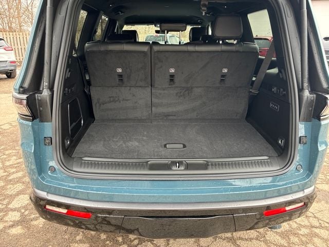 2026 Jeep Grand Wagoneer GRAND WAGONEER LIMITED ALTITUDE 4X4