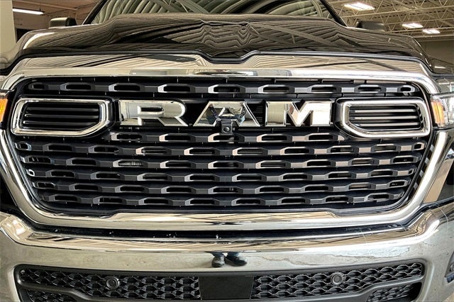 2025 RAM Ram 1500 RAM 1500 BIG HORN CREW CAB 4X4 5'7' BOX