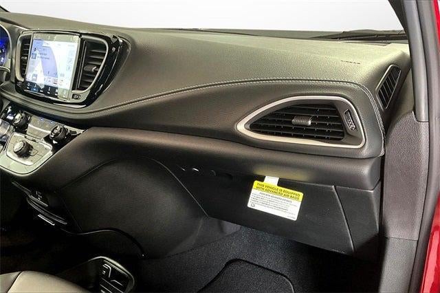 2026 Chrysler Pacifica PACIFICA SELECT