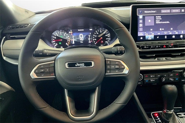 2025 Jeep Compass COMPASS LIMITED 4X4