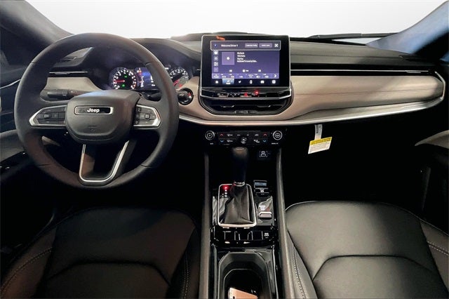 2025 Jeep Compass COMPASS LIMITED 4X4