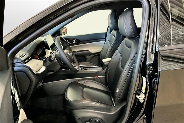 2025 Jeep Compass COMPASS LIMITED 4X4